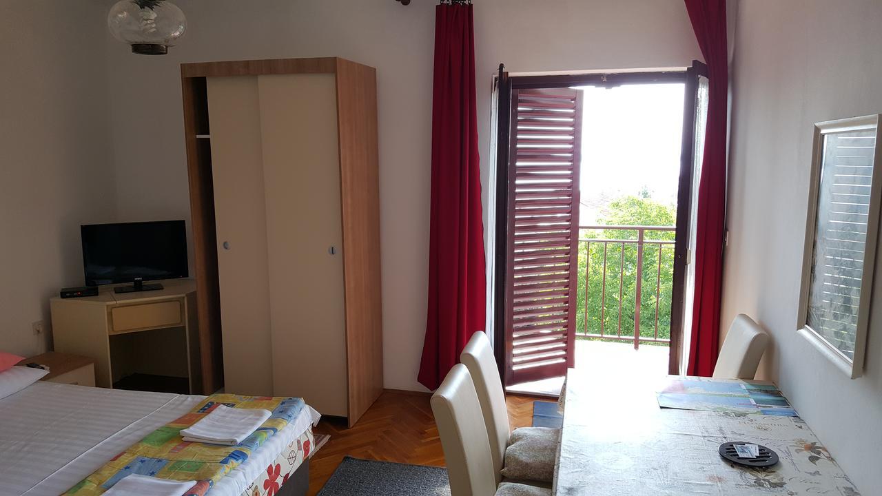 Apartment Katica Crikvenica Exterior foto